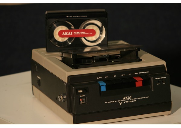 speciale - akai 1 2 inch video cassette system - include specials akai 1/4 inch video open reel system - akai 1 2 inch video cassette system - Akai 1/4 inch Video Open Reel System